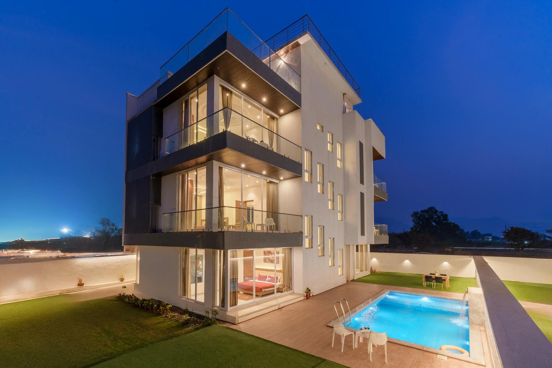 Luxe Hill villa projesi
